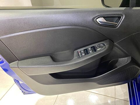 2023 Benzin Manuel Renault Clio Mavi Gürel Tasarım Aksesuar Otomotiv San. Tic. Ltd. Şti.