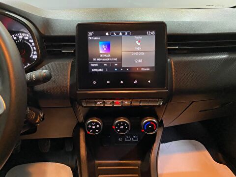 2023 Benzin Manuel Renault Clio Mavi Gürel Tasarım Aksesuar Otomotiv San. Tic. Ltd. Şti.