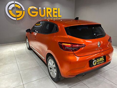 2022 Benzin Otomatik Renault Clio Turuncu Gürel Tasarım Aksesuar Otomotiv San. Tic. Ltd. Şti.