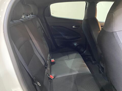 2024 Benzin Otomatik Nissan Juke Beyaz Gürel Tasarım Aksesuar Otomotiv San. Tic. Ltd. Şti.