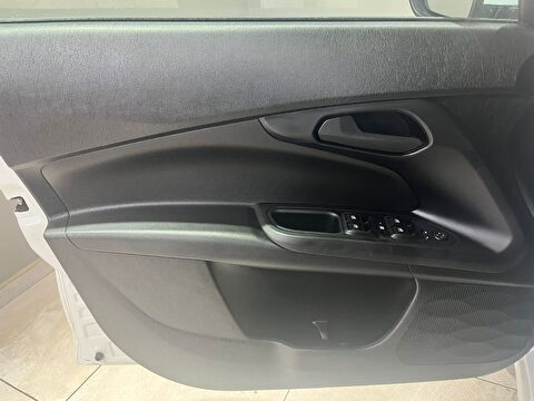 2024 Benzin Manuel Fiat Egea Beyaz Gürel Tasarım Aksesuar Otomotiv San. Tic. Ltd. Şti.