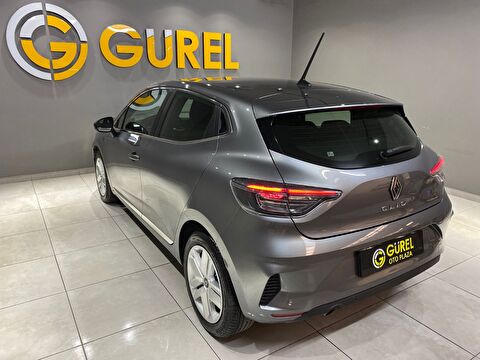 2024 Benzin Otomatik Renault Clio Gri Gürel Tasarım Aksesuar Otomotiv San. Tic. Ltd. Şti.