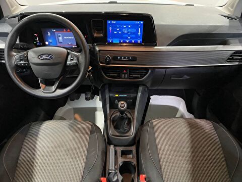 2024 Dizel Manuel Ford Tourneo Courier Beyaz Gürel Tasarım Aksesuar Otomotiv San. Tic. Ltd. Şti.
