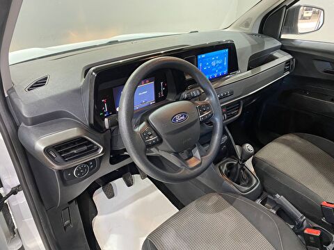 2024 Dizel Manuel Ford Tourneo Courier Beyaz Gürel Tasarım Aksesuar Otomotiv San. Tic. Ltd. Şti.
