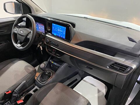 2024 Dizel Manuel Ford Tourneo Courier Beyaz Gürel Tasarım Aksesuar Otomotiv San. Tic. Ltd. Şti.