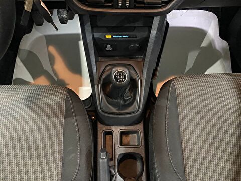 2024 Dizel Manuel Ford Tourneo Courier Beyaz Gürel Tasarım Aksesuar Otomotiv San. Tic. Ltd. Şti.