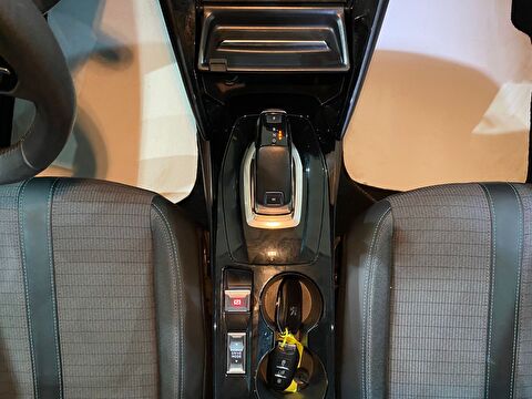 2021 Benzin Otomatik Peugeot 208 Sarı Gürel Tasarım Aksesuar Otomotiv San. Tic. Ltd. Şti.