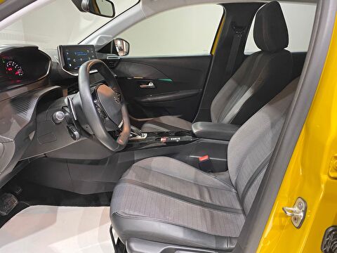 2021 Benzin Otomatik Peugeot 208 Sarı Gürel Tasarım Aksesuar Otomotiv San. Tic. Ltd. Şti.