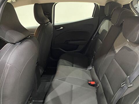 2026 Benzin Otomatik Renault Clio Gri Gürel Tasarım Aksesuar Otomotiv San. Tic. Ltd. Şti.