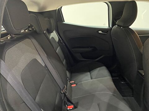 2026 Benzin Otomatik Renault Clio Gri Gürel Tasarım Aksesuar Otomotiv San. Tic. Ltd. Şti.