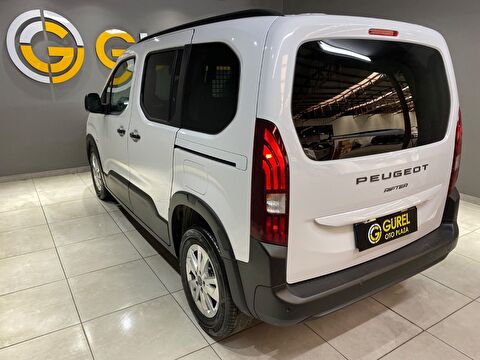 2026 Dizel Otomatik Peugeot Rifter Beyaz Gürel Tasarım Aksesuar Otomotiv San. Tic. Ltd. Şti.