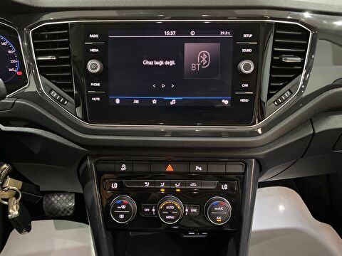 2020 Benzin Otomatik Volkswagen T-Roc Kırmızı Gürel Tasarım Aksesuar Otomotiv San. Tic. Ltd. Şti.
