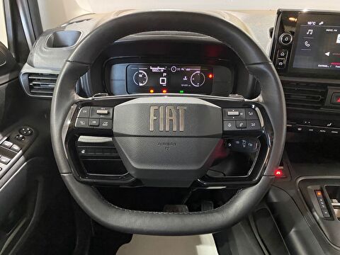 2025 Dizel Otomatik Fiat Doblo Combi Gri Gürel Tasarım Aksesuar Otomotiv San. Tic. Ltd. Şti.