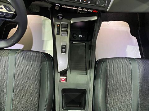 2025 Benzin Otomatik Peugeot 408 Mavi Gürel Tasarım Aksesuar Otomotiv San. Tic. Ltd. Şti.