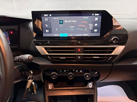 2023 Benzin Otomatik Citroen C4 X Gümüş Gri Gürel Tasarım Aksesuar Otomotiv San. Tic. Ltd. Şti.