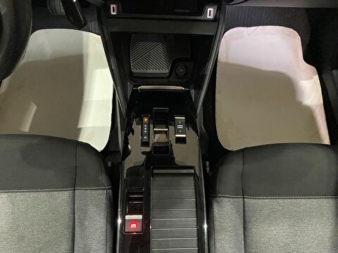 2023 Benzin Otomatik Citroen C4 X Gri Gürel Tasarım Aksesuar Otomotiv San. Tic. Ltd. Şti.