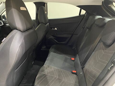2021 Benzin Otomatik Opel Mokka Beyaz Gürel Tasarım Aksesuar Otomotiv San. Tic. Ltd. Şti.