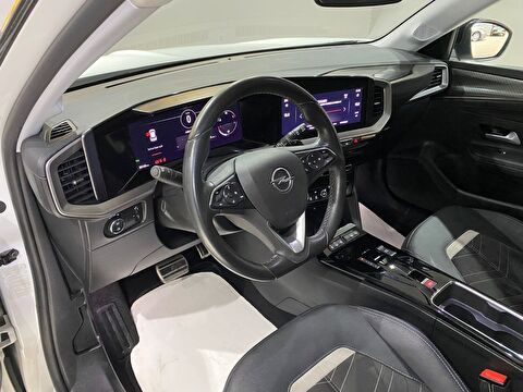 2021 Benzin Otomatik Opel Mokka Beyaz Gürel Tasarım Aksesuar Otomotiv San. Tic. Ltd. Şti.