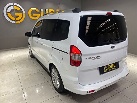 TaksitliOto.Net | 2.El Ford Tourneo Courier Kombi 1.5 TDCI Titanium | Manuel & Dizel | Beyaz | İzmir.2el 2022 Dizel Manuel Ford Tourneo Courier Beyaz Gürel Tasarım Aksesuar Otomotiv San. Tic. Ltd. Şti.