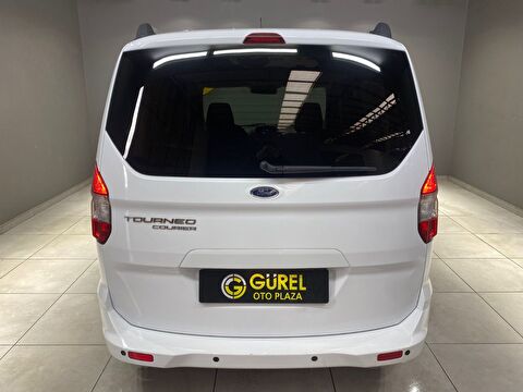 TaksitliOto.Net | 2.El Ford Tourneo Courier Kombi 1.5 TDCI Titanium | Manuel & Dizel | Beyaz | İzmir.2el 2022 Dizel Manuel Ford Tourneo Courier Beyaz Gürel Tasarım Aksesuar Otomotiv San. Tic. Ltd. Şti.
