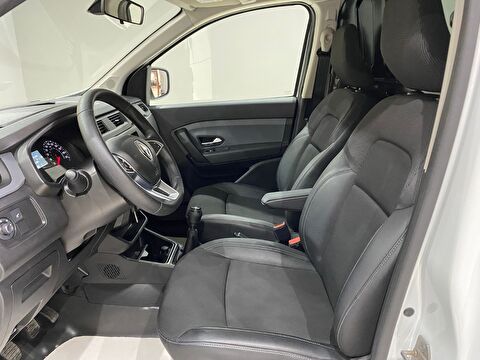 2023 Dizel Manuel Renault Express Beyaz Gürel Tasarım Aksesuar Otomotiv San. Tic. Ltd. Şti.