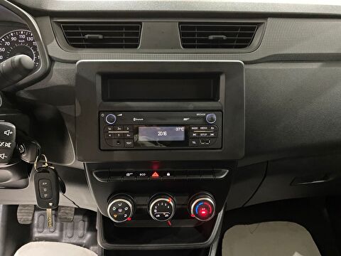 2023 Dizel Manuel Renault Express Beyaz Gürel Tasarım Aksesuar Otomotiv San. Tic. Ltd. Şti.