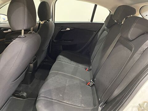 2022 Benzin Manuel Fiat Egea Cross Beyaz Gürel Tasarım Aksesuar Otomotiv San. Tic. Ltd. Şti.