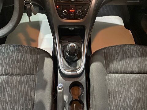 2015 Benzin Manuel Opel Astra Kahverengi Gürel Tasarım Aksesuar Otomotiv San. Tic. Ltd. Şti.