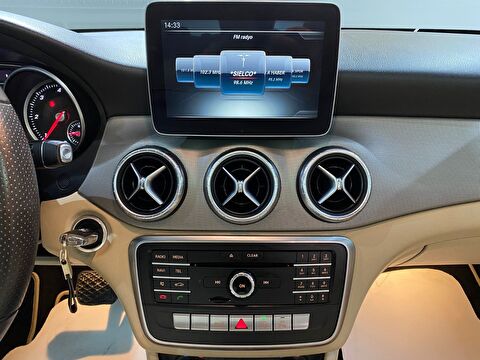 2016 Dizel Otomatik Mercedes-Benz CLA Beyaz Gürel Tasarım Aksesuar Otomotiv San. Tic. Ltd. Şti.
