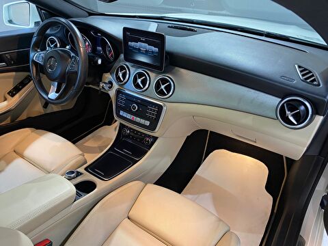 2016 Dizel Otomatik Mercedes-Benz CLA Beyaz Gürel Tasarım Aksesuar Otomotiv San. Tic. Ltd. Şti.