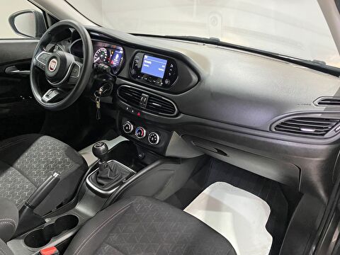 2023 Benzin Manuel Fiat Egea Gri Gürel Tasarım Aksesuar Otomotiv San. Tic. Ltd. Şti.