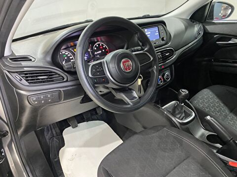 2023 Benzin Manuel Fiat Egea Gri Gürel Tasarım Aksesuar Otomotiv San. Tic. Ltd. Şti.