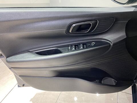 2023 Benzin Otomatik Hyundai i20 Gri Gürel Tasarım Aksesuar Otomotiv San. Tic. Ltd. Şti.