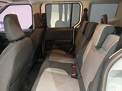 2024 Benzin Otomatik Ford Tourneo Courier Beyaz Gürel Tasarım Aksesuar Otomotiv San. Tic. Ltd. Şti.