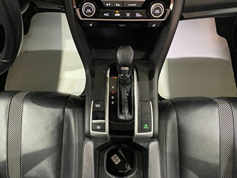 2021 Benzin + LPG Otomatik Honda Civic Beyaz Gürel Tasarım Aksesuar Otomotiv San. Tic. Ltd. Şti.
