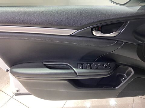 2021 Benzin + LPG Otomatik Honda Civic Beyaz Gürel Tasarım Aksesuar Otomotiv San. Tic. Ltd. Şti.