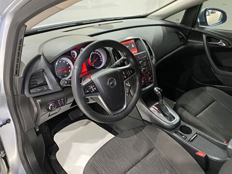 2020 Benzin Otomatik Opel Astra Gri Gürel Tasarım Aksesuar Otomotiv San. Tic. Ltd. Şti.