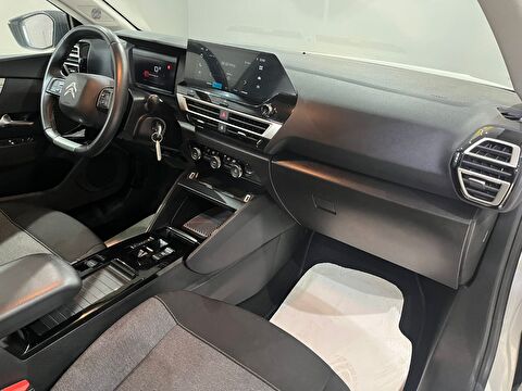 2023 Benzin Otomatik Citroen C4 X Beyaz Gürel Tasarım Aksesuar Otomotiv San. Tic. Ltd. Şti.