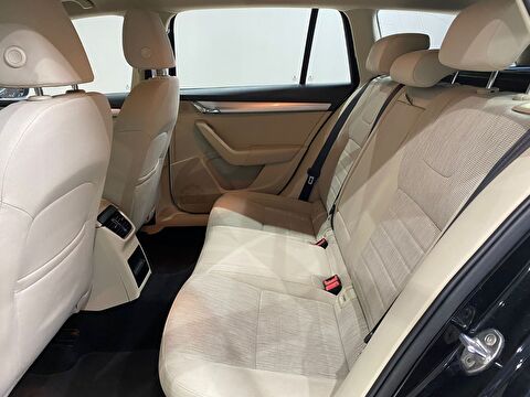 2014 Dizel Otomatik Skoda Octavia Siyah Gürel Tasarım Aksesuar Otomotiv San. Tic. Ltd. Şti.