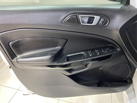 2018 Benzin Otomatik Ford EcoSport Beyaz Gürel Tasarım Aksesuar Otomotiv San. Tic. Ltd. Şti.