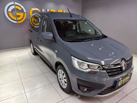 2023 Dizel Manuel Renault Express Combi Gri Gürel Tasarım Aksesuar Otomotiv San. Tic. Ltd. Şti.
