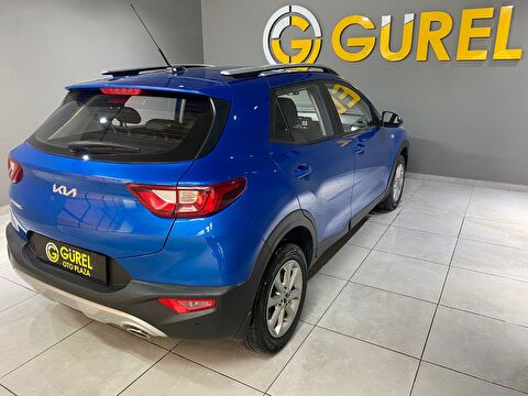 2022 Benzin Otomatik Kia Stonic Mavi Gürel Tasarım Aksesuar Otomotiv San. Tic. Ltd. Şti.