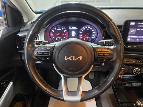 2022 Benzin Otomatik Kia Stonic Mavi Gürel Tasarım Aksesuar Otomotiv San. Tic. Ltd. Şti.