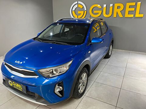 2022 Benzin Otomatik Kia Stonic Mavi Gürel Tasarım Aksesuar Otomotiv San. Tic. Ltd. Şti.