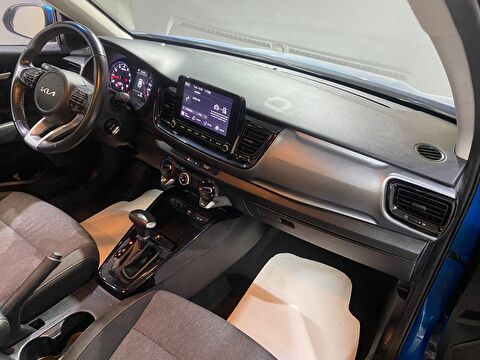 2022 Benzin Otomatik Kia Stonic Mavi Gürel Tasarım Aksesuar Otomotiv San. Tic. Ltd. Şti.