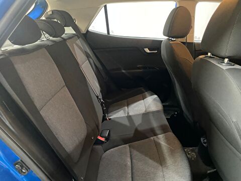 2022 Benzin Otomatik Kia Stonic Mavi Gürel Tasarım Aksesuar Otomotiv San. Tic. Ltd. Şti.