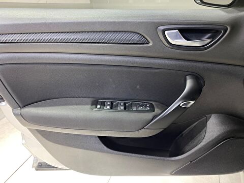 2018 Dizel Otomatik Renault Megane Gri Gürel Tasarım Aksesuar Otomotiv San. Tic. Ltd. Şti.