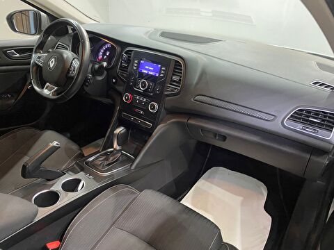 2018 Dizel Otomatik Renault Megane Gri Gürel Tasarım Aksesuar Otomotiv San. Tic. Ltd. Şti.