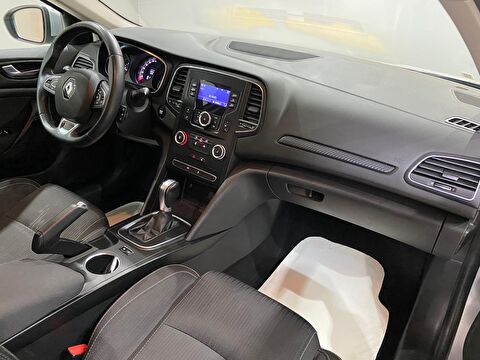 2020 Dizel Otomatik Renault Megane Gümüş Gri Gürel Tasarım Aksesuar Otomotiv San. Tic. Ltd. Şti.