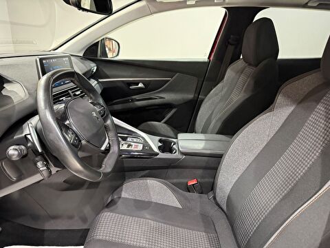 2020 Benzin Otomatik Peugeot 3008 Kırmızı Gürel Tasarım Aksesuar Otomotiv San. Tic. Ltd. Şti.